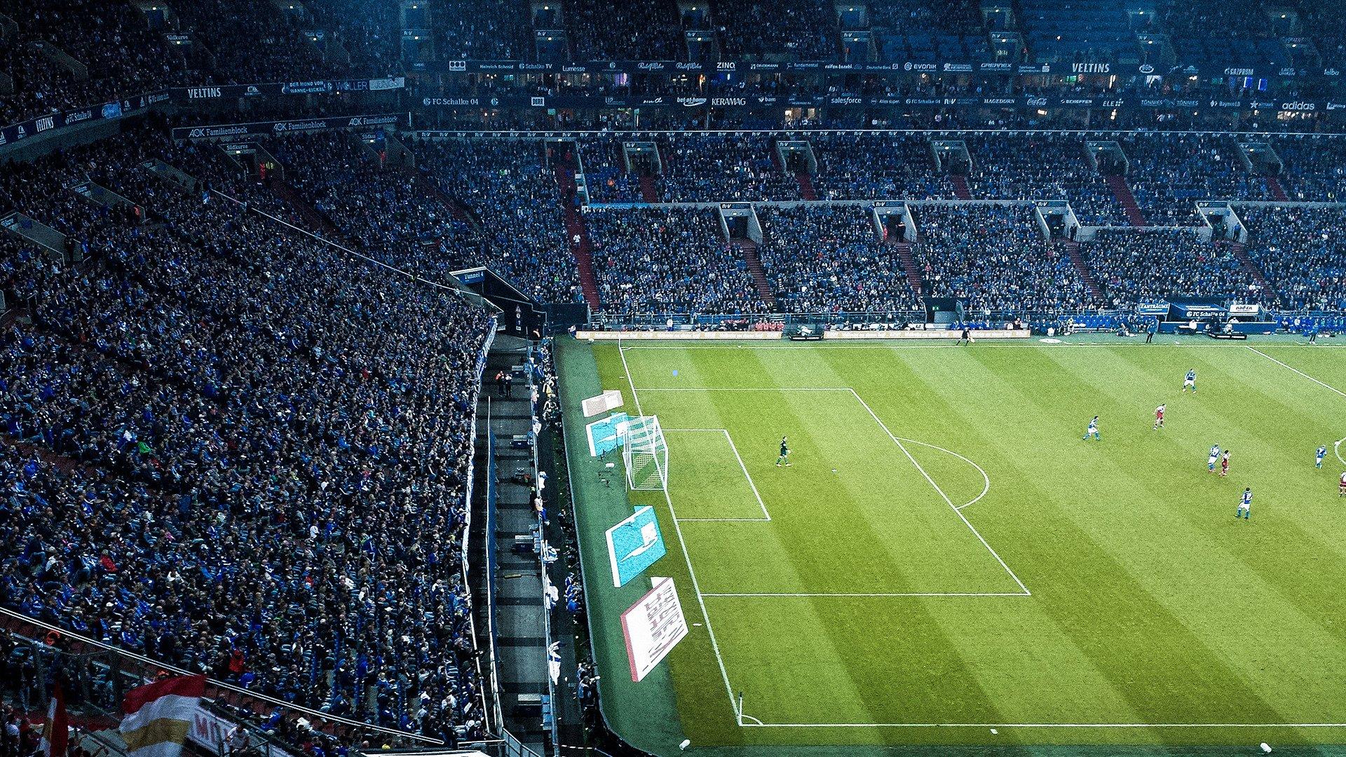 巴萨今日训练，新赛季战术雏形初现，年轻球员闪耀训练场