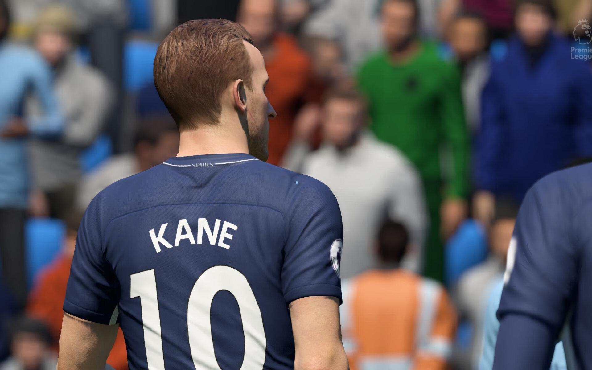 FIFA年度最佳前三名历史回顾，梅西七次领跑，C罗与姆巴佩彰显时代传承